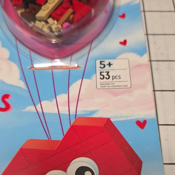 LEGO Valentine's Day Fun Set - Red, Pink, Blue, NWOT - Picture 4 of 14